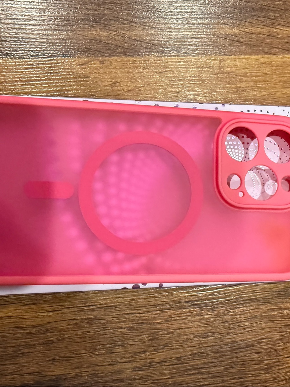 Pink MagSafe-Compatible iPhone 15 Pro Max Case - Picture 3 of 4